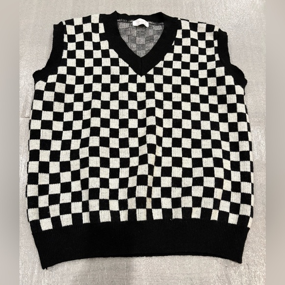OAK + FORT Sweaters - OAK + FORT Monochrome Checkered Knit Vest